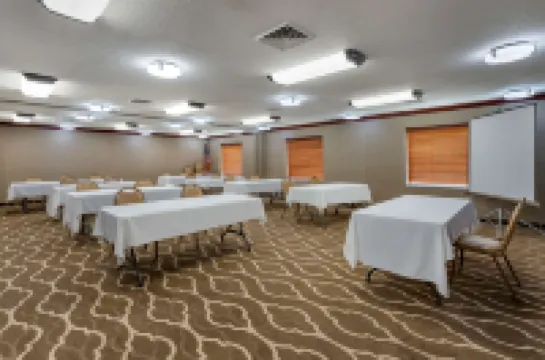 Comfort Inn & Suites St Louis-O'Fallon Hotels in O'Fallon Township