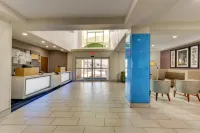 Holiday Inn Express & Suites LAKE WORTH NW LOOP 820 by IHG Hotels in Azle