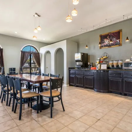 SureStay Hotel by Best Western Alice