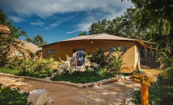 Serenity Authentic Glamping Tulum