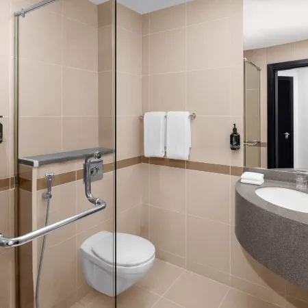 Holiday Inn Express Dubai Safa Park