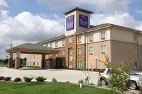 Sleep Inn & Suites Hotels near Chapin Park