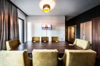 Best Western Plus Royal Suites