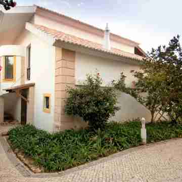 Luzmar Villas Hotel Exterior