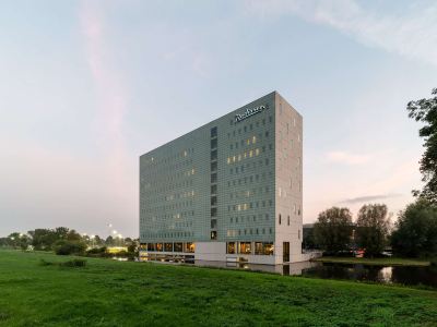 Radisson Hotel & Suites Amsterdam South
