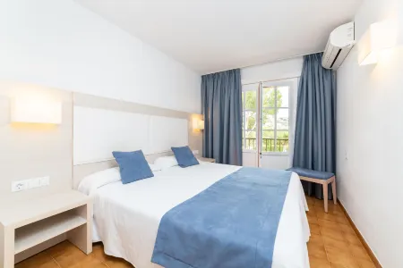 Apartamentos Casa Vida Отели в г. El Toro