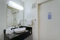 Motel 6 Green Bay, WI - Bãi đậu xe