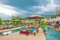 PP Charlie Beach Resort