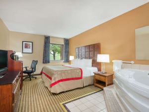 Ramada by Wyndham Columbus North