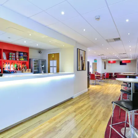 Travelodge Aberdeen Central