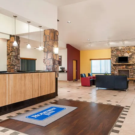Rodeway Inn & Suites