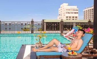 The Sail Hotel - My Khe Beach