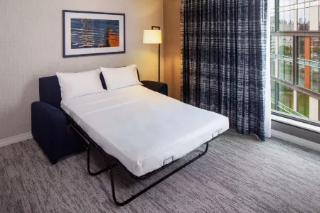 Hampton Inn by Hilton Boston Seaport District
