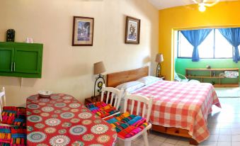 Nice Studio with Kitchenette and Close to the Boardwalk and the Beach