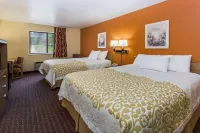 Days Inn by Wyndham Stoughton WI. Hotels in Rutland
