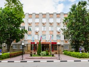 Profsoyuznaya Hotel