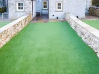 2 Primitive Croft Hotels in Chelmorton