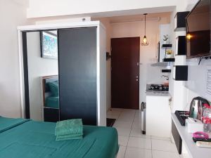 X-pressbedroom Riverview Cikarang