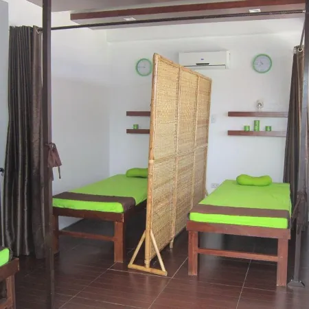 Manarra Sea View Resort