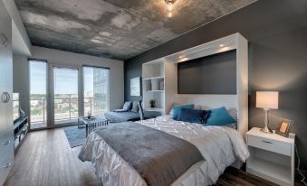 Lake Michigan Lux Apartments by Barsala