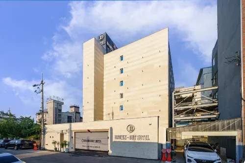 Brown Dot Asan Hotels in Asan