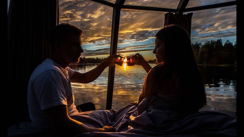 Peace & Quiet Hotel Floating Glass Room for 2 Guests Experience Northern Lights