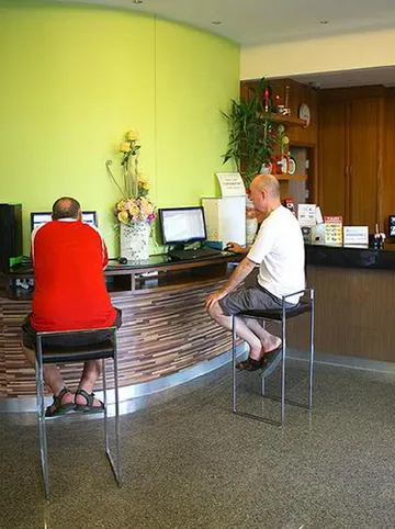 รูปภาพของดี อพาร์ทเมนท์ 2