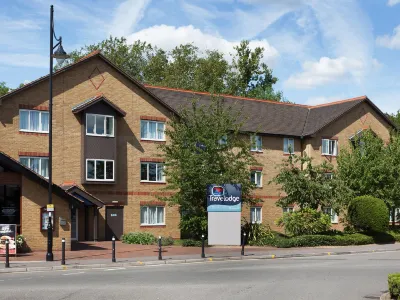 Travelodge Staines Hotels in 