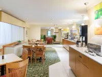 Quality Inn Hotels in Newark
