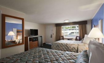 Days Inn by Wyndham West Yarmouth/Hyannis Cape Cod Area