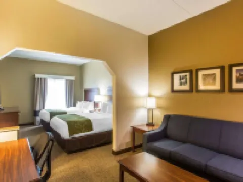 Comfort Suites Cookeville Hotels in Putnam County