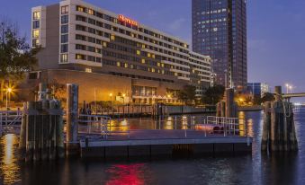 Sheraton Norfolk Waterside Hotel