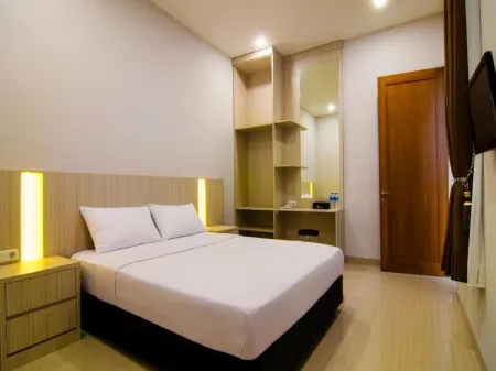 Yobel Guest House Отели рядом с достопримечательностью «Tugu Yogyakarta Monument»