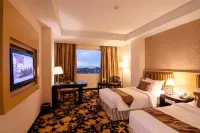 Rocky Plaza Hotel Padang Hotel dekat Kopma UNP