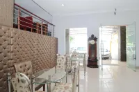 Metro Hotel