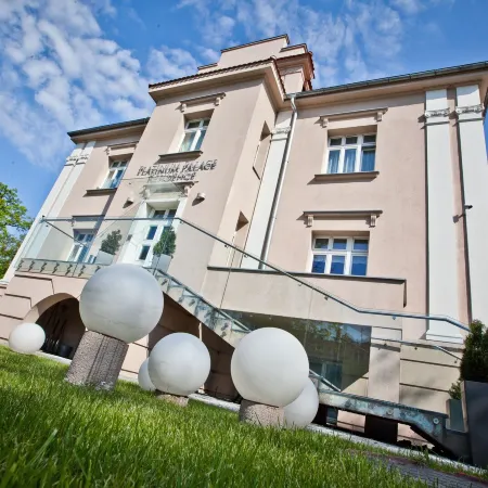 Platinum Residence Boutique Отели рядом с достопримечательностью «Городской стадион в Познани»