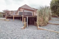 Threeways Retreat with Heated Swimming Pool