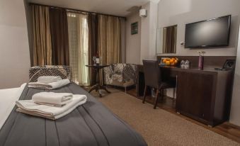 Hotel Dolce International