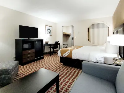 Quality Inn & Suites Hotels in Marion