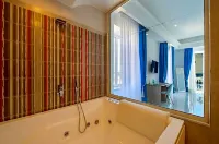 Main - Municipio - Bathtub