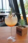 The Cabin Beach Resort - bar