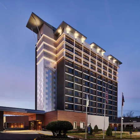 DoubleTree by Hilton Raleigh Crabtree Valley