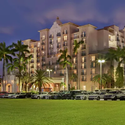 Embassy Suites by Hilton Miami International Airport Hotels near Marlins Park