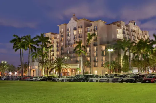 Embassy Suites by Hilton Miami International Airport Hotels near Marlins Park