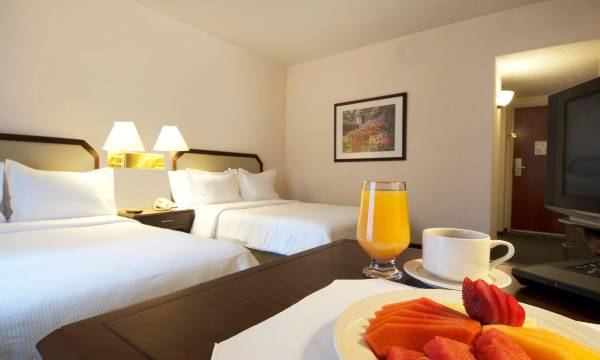 Fiesta Inn Toluca Tollocan
