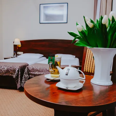 Hotel Korel Отели рядом с достопримечательностью «Вилда»