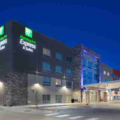 Comfort Inn & Suites Brighton Denver NE Medical Center Hotel Exterior