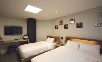 Nabi Hostel