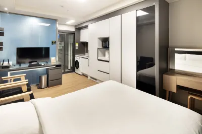 Paju Cahills Residence