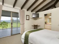 Hillcrest Mountain View Retreat Hotels in Murwillumbah